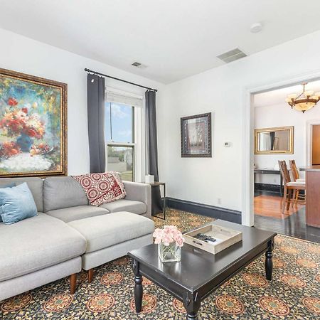 Spacious Upstairs 1Bed- Walking Distance To Beach Outlet Mall 미시건 시티 외부 사진